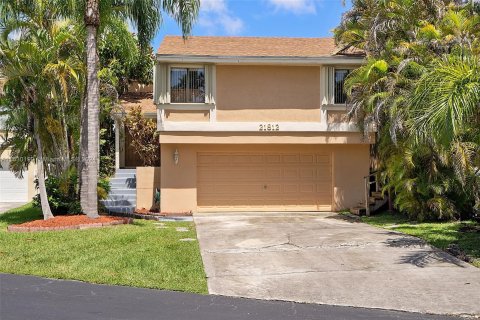 Casa en venta en Cutler Bay, Florida, 3 dormitorios, 132.39 m2 № 1292074 - foto 1