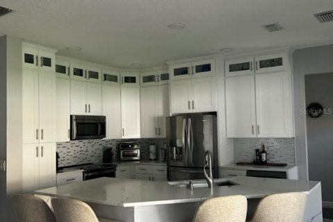 Casa en venta en Orlando, Florida, 5 dormitorios, 253.9 m2 № 1297196 - foto 4