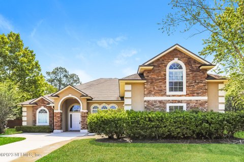 Villa ou maison à louer à Jacksonville, Floride: 5 chambres, 291.71 m2 № 808809 - photo 1