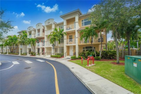 Townhouse in Aventura, Florida 3 bedrooms, 166.95 sq.m. № 1325784 - photo 28