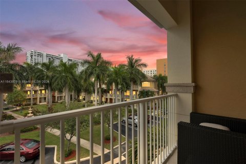 Adosado en venta en Aventura, Florida, 3 dormitorios, 166.95 m2 № 1325784 - foto 26