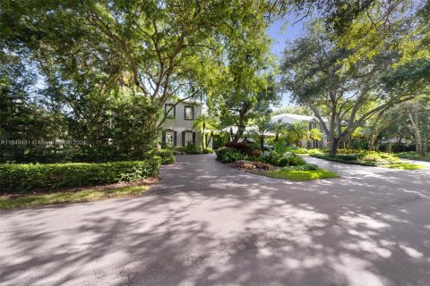 Villa ou maison à vendre à Palmetto Bay, Floride: 6 chambres, 436.08 m2 № 1325830 - photo 3