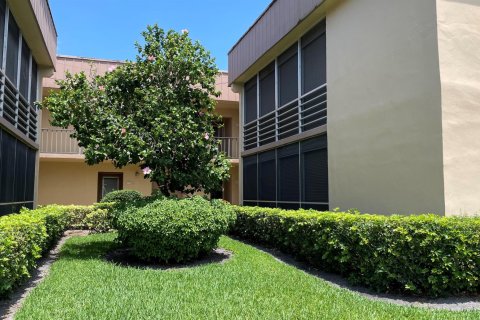 Copropriété à vendre à Delray Beach, Floride: 2 chambres, 96.99 m2 № 1181996 - photo 1