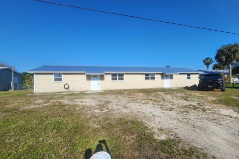 Commercial property in Okeechobee, Florida 178.37 sq.m. № 1136430 - photo 13