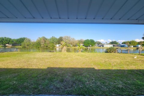 Commercial property in Okeechobee, Florida 178.37 sq.m. № 1136430 - photo 11