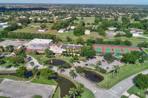 Condo in Delray Beach, Florida, 2 bedrooms  № 1136340 - photo 1