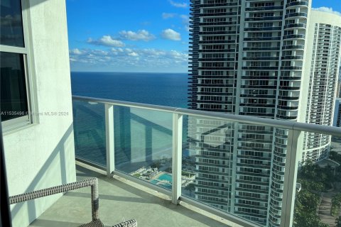 Condominio en venta en Hollywood, Florida, 2 dormitorios, 100.98 m2 № 1016956 - foto 26