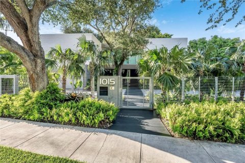 Villa ou maison à vendre à Fort Lauderdale, Floride: 5 chambres, 633.87 m2 № 543026 - photo 9