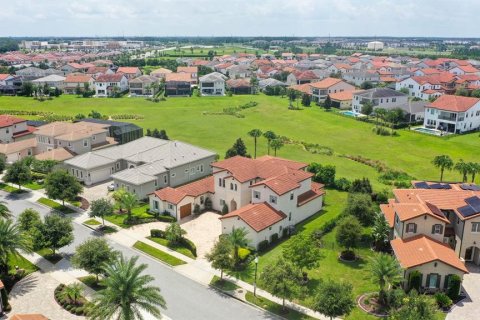 House in LAKESHORE in Winter Garden, Florida 5 bedrooms, 399.11 sq.m. № 1340075 - photo 27