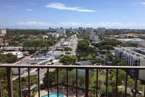 Купить кондоминиум в Норт-Майами, Флорида 2 спальни, 117.06м2, № 869751 - фото 5