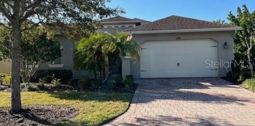 Casa en Kissimmee, Florida 3 dormitorios, 185.99 m2 № 1308641