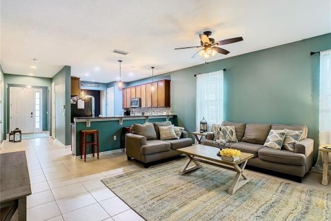 Casa en venta en Davenport, Florida, 4 dormitorios, 211.82 m2 № 1318677 - foto 22