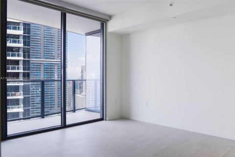 Condo in Miami, Florida, 1 bedroom  № 1385830 - photo 11