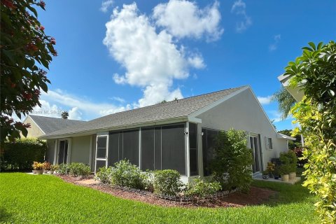 House in Homestead, Florida 3 bedrooms, 143.81 sq.m. № 1353944 - photo 23