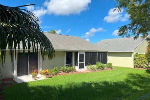 House in Homestead, Florida 3 bedrooms, 143.81 sq.m. № 1353944 - photo 22