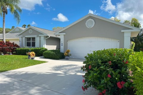 House in Homestead, Florida 3 bedrooms, 143.81 sq.m. № 1353944 - photo 2