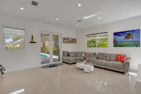 Townhouse in Miami, Florida 3 bedrooms, 214.79 sq.m. № 1415493 - photo 13