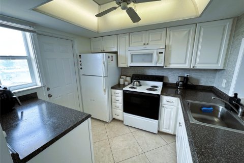 Condominio en venta en Deerfield Beach, Florida, 2 dormitorios, 86.4 m2 № 984040 - foto 7