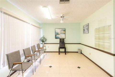 Immobilier commercial à vendre à Port Richey, Floride: 422.15 m2 № 1350658 - photo 13