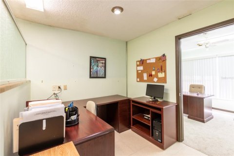 Immobilier commercial à vendre à Port Richey, Floride: 422.15 m2 № 1350658 - photo 19