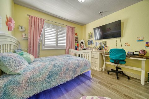 Adosado en venta en Cutler Bay, Florida, 3 dormitorios, 168.34 m2 № 1118788 - foto 29