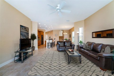 Immobilier commercial à vendre à Punta Gorda, Floride: 6 chambres, 458.01 m2 № 824229 - photo 3