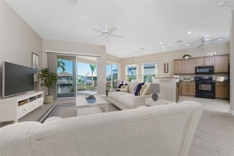Immobilier commercial à vendre à Punta Gorda, Floride: 6 chambres, 458.01 m2 № 824229 - photo 18