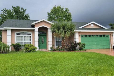 House in Kissimmee, Florida 3 bedrooms, 157 sq.m. № 1383990 - photo 1