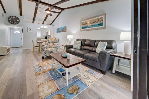 Villa ou maison à vendre à North Port, Floride: 2 chambres, 84.54 m2 № 1274443 - photo 6