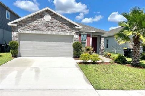 House in Davenport, Florida 3 bedrooms, 137.4 sq.m. № 1376469 - photo 1