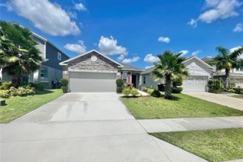 House in Davenport, Florida 3 bedrooms, 137.4 sq.m. № 1376469 - photo 3