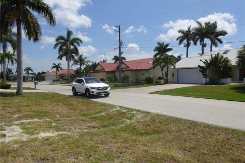 Terreno en venta en Punta Gorda, Florida № 1169025 - foto 9