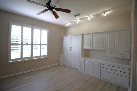 House in DeLand, Florida 3 bedrooms, 201.97 sq.m. № 1152778 - photo 15