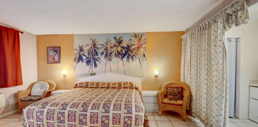 Отель, гостиница в Лейк-Уорт, Флорида № 691689
