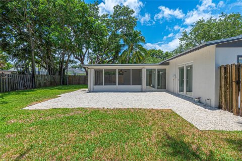 Villa ou maison à vendre à Fort Lauderdale, Floride: 3 chambres, 112.6 m2 № 1189952 - photo 1