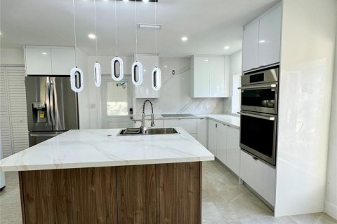 Casa en venta en Fort Lauderdale, Florida, 3 dormitorios, 112.6 m2 № 1189952 - foto 4