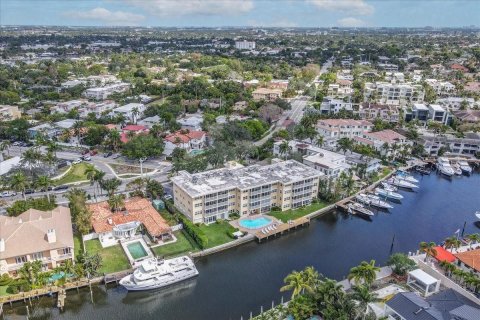 Condo in Fort Lauderdale, Florida, 2 bedrooms  № 1180123 - photo 16