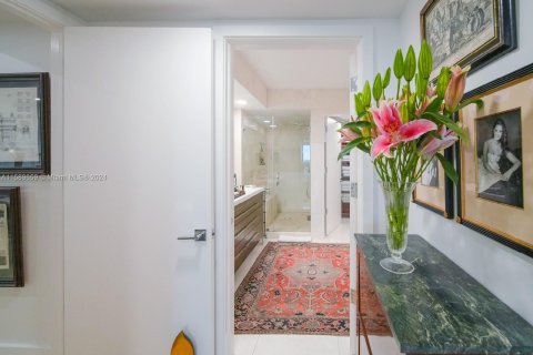 Condo in Key Biscayne, Florida, 3 bedrooms  № 1181068 - photo 28