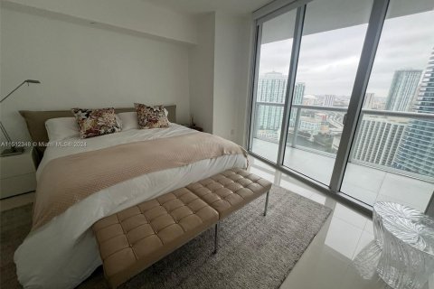 Condominio en venta en Miami, Florida, 2 dormitorios, 117.89 m2 № 952050 - foto 16