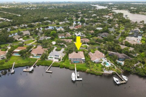 Villa ou maison à vendre à Jupiter, Floride: 3 chambres, 278.89 m2 № 1210240 - photo 25