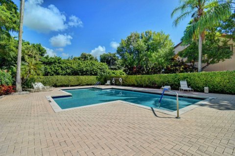 Copropriété à vendre à Boca Raton, Floride: 2 chambres, 117.89 m2 № 1185550 - photo 2