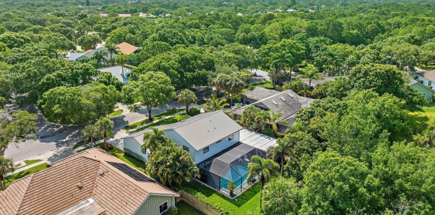 Villa ou maison à Jupiter, Floride 5 chambres, 249.72 m2 № 1185511