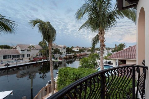 Casa en venta en Fort Lauderdale, Florida, 4 dormitorios, 387.77 m2 № 814595 - foto 22