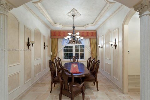 Villa ou maison à vendre à Fort Lauderdale, Floride: 4 chambres, 387.77 m2 № 814595 - photo 12