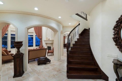 House in Fort Lauderdale, Florida 4 bedrooms, 387.77 sq.m. № 814595 - photo 18