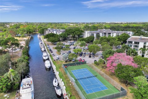 Copropriété à vendre à Fort Lauderdale, Floride: 2 chambres, 116.13 m2 № 1174331 - photo 6