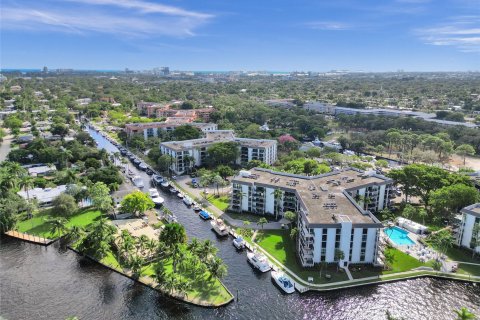 Condo in Fort Lauderdale, Florida, 2 bedrooms  № 1174331 - photo 3