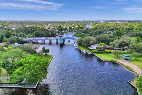 Copropriété à vendre à Fort Lauderdale, Floride: 2 chambres, 116.13 m2 № 1174331 - photo 4