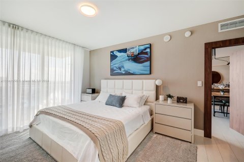 Condo in Sunny Isles Beach, Florida, 3 bedrooms  № 1318756 - photo 24