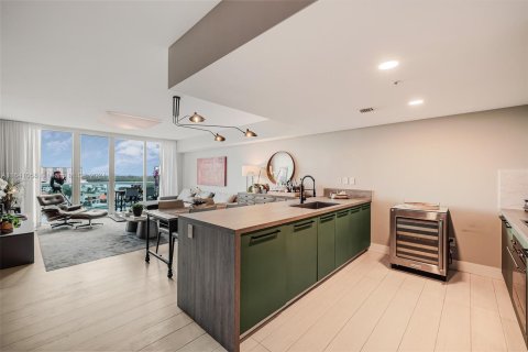 Condo in Sunny Isles Beach, Florida, 3 bedrooms  № 1318756 - photo 8